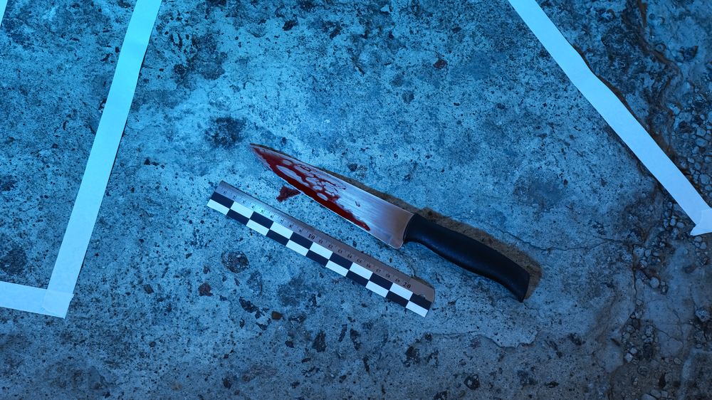 Vražda v Pelhřimově: Opileckou hádku dvou mužů ukončil jeden z nich nožem